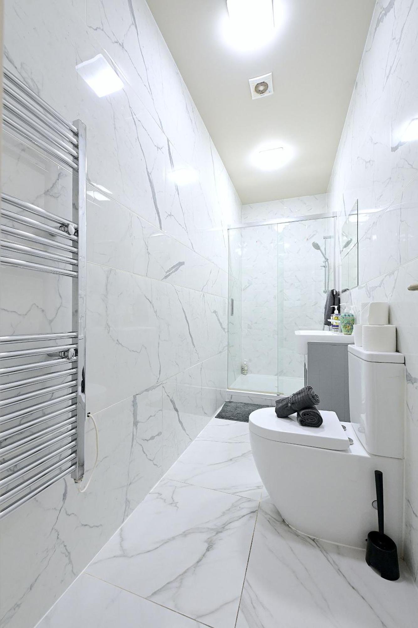 2 Bedroom Flat In Wood Green Piccadilly Line London Exterior photo
